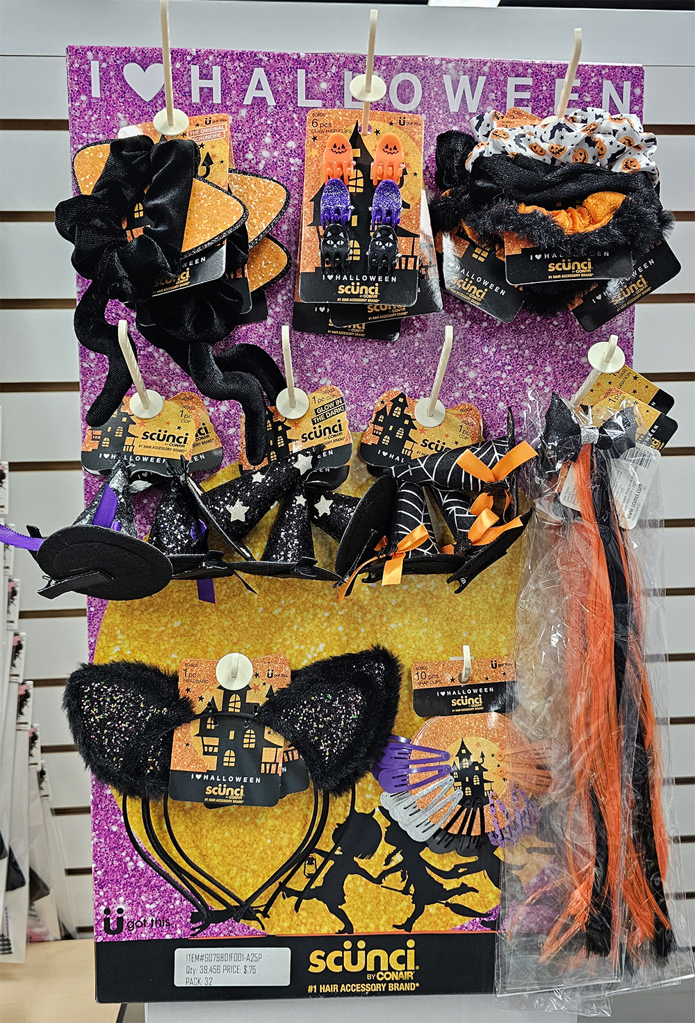 SCUNCI 32 PIECE HALLOWEEN HALF SIDE RACK DISPLAY